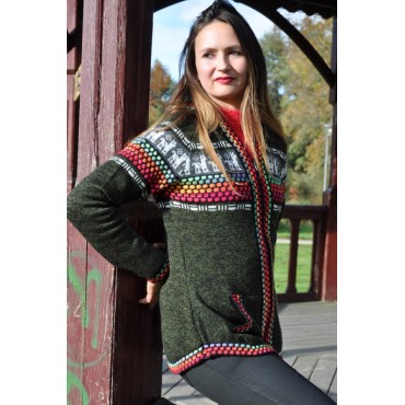 Gilet à capuche vert olive...